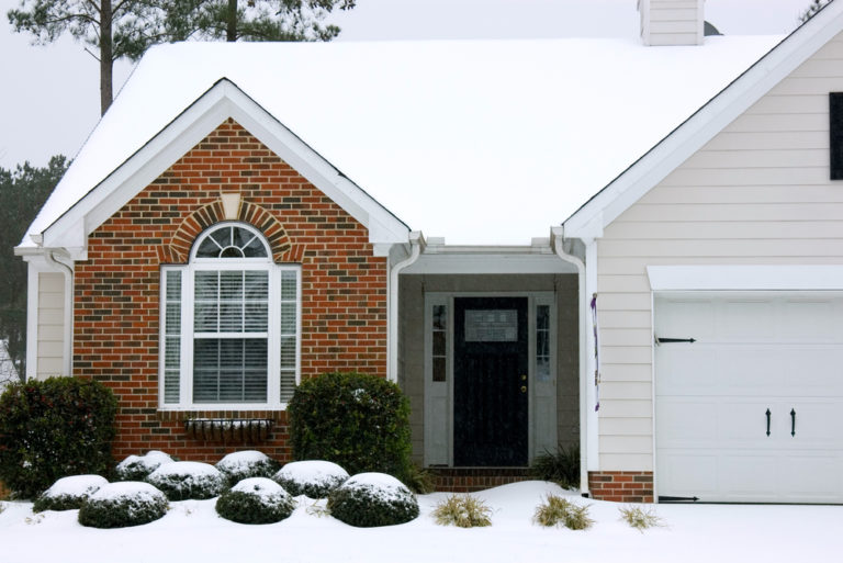 When and why to repair garage doors