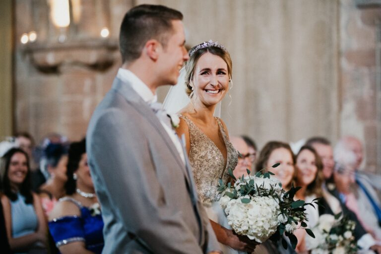Unique Wedding Photo Ideas During COVID-19