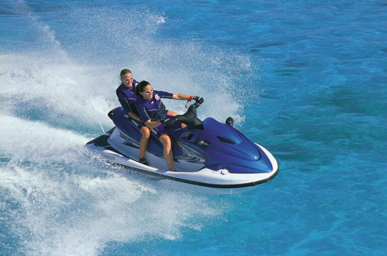 How to and what to expect when you endeavour Dubai Marina jet ski riding