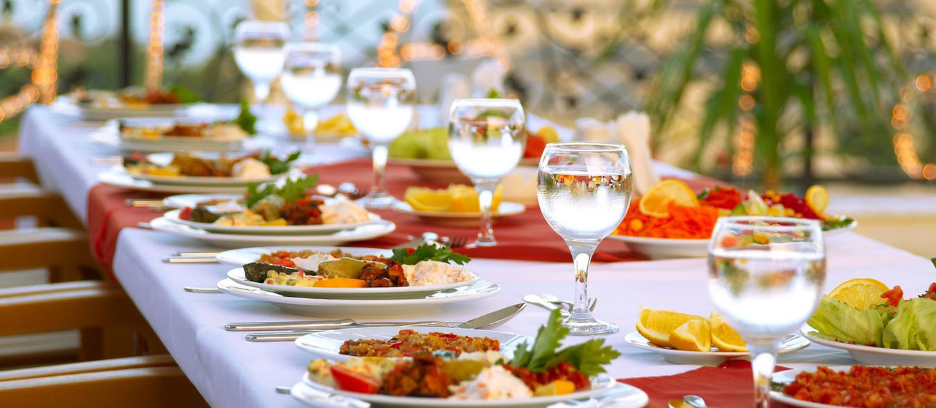 Tips you need to consider for hiring the wedding caterers in Hyderabad