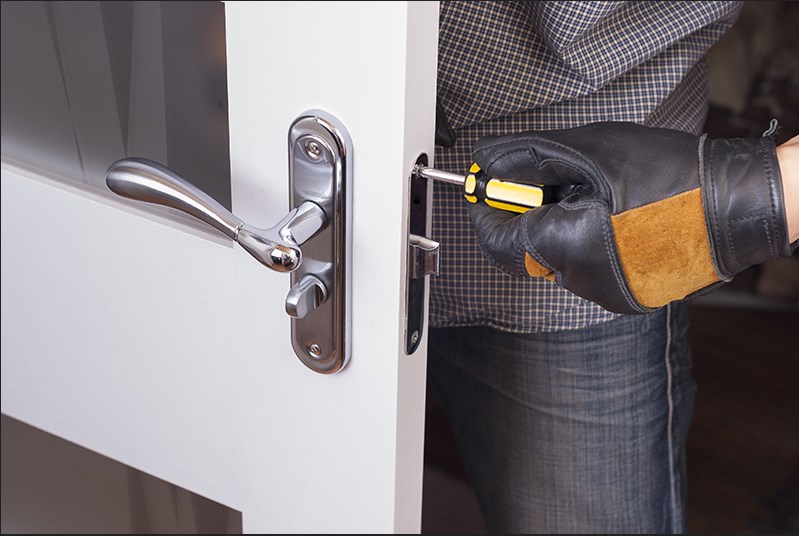 residential locksmith Tampa