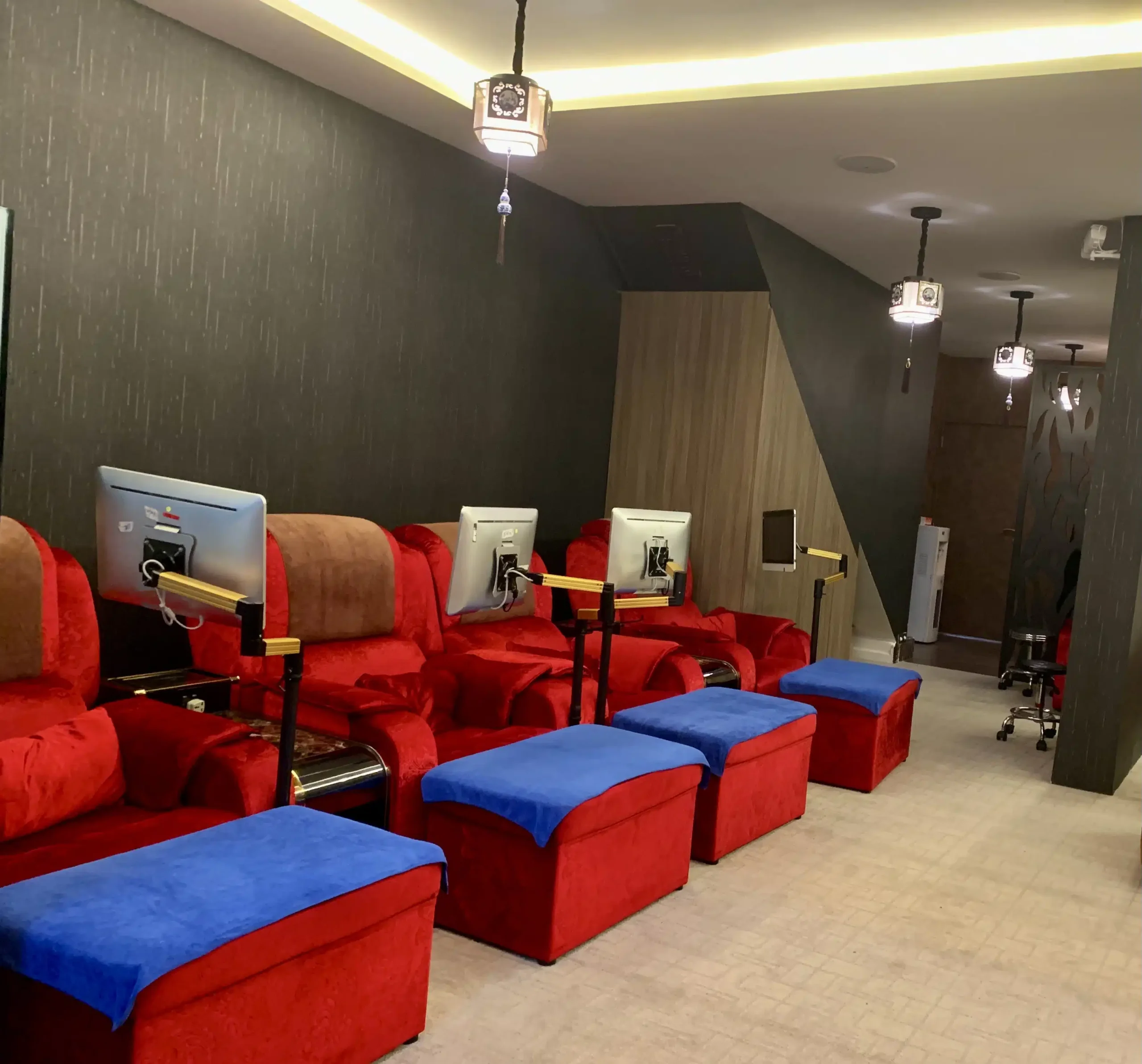 Foot massage Singapore